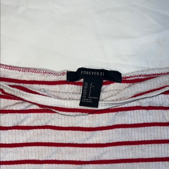 Striped Off-Shoulder Top - Picture 2 of 3